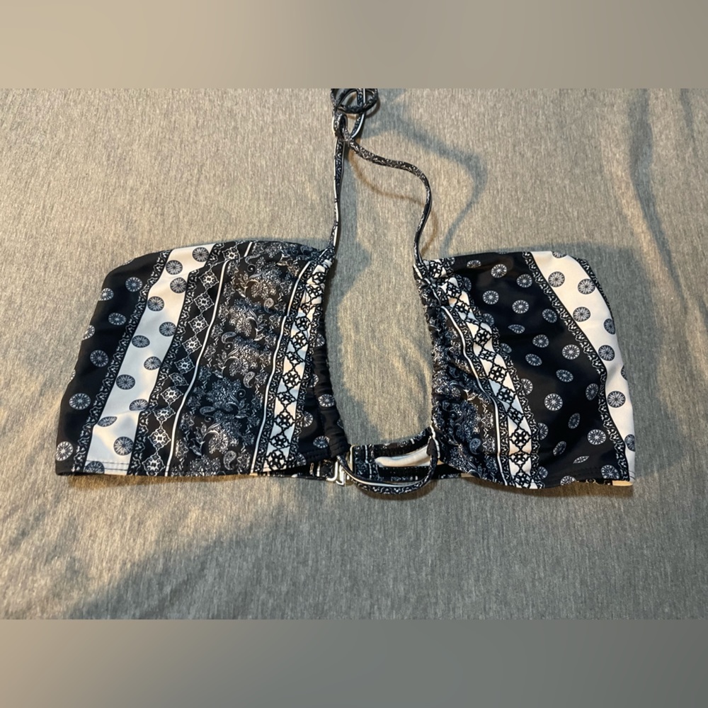 Swimsuit top